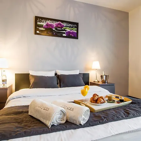 Aparthotel Angel City Center Luxury By Amstra *