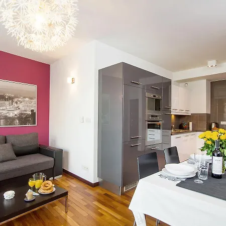 Aparthotel Angel City Center Luxury By Amstra Krakow