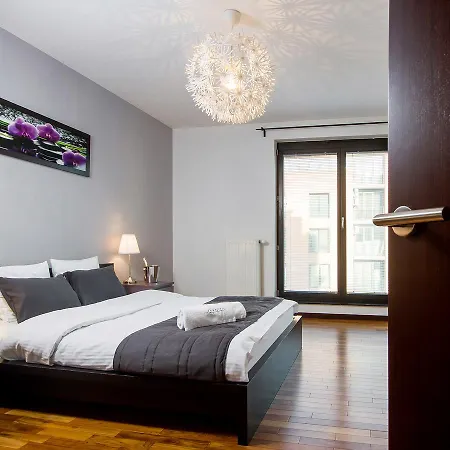 Aparthotel Angel City Center Luxury By Amstra *