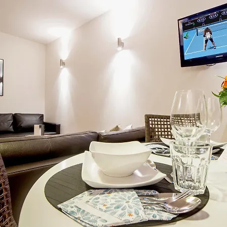 Angel City Center Luxury By Amstra Aparthotel